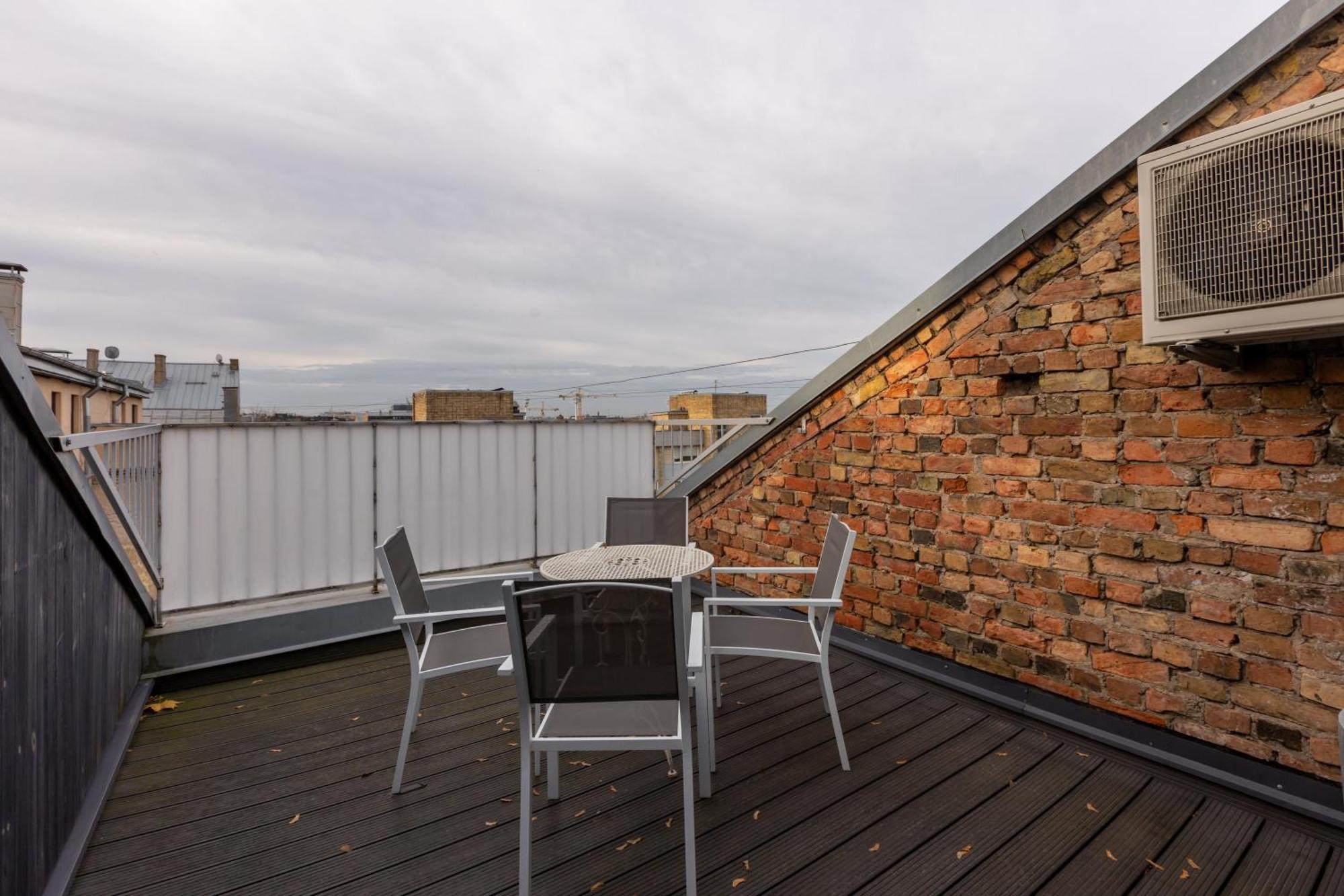 Penthouse Apartment With Terrace Riga Kültér fotó