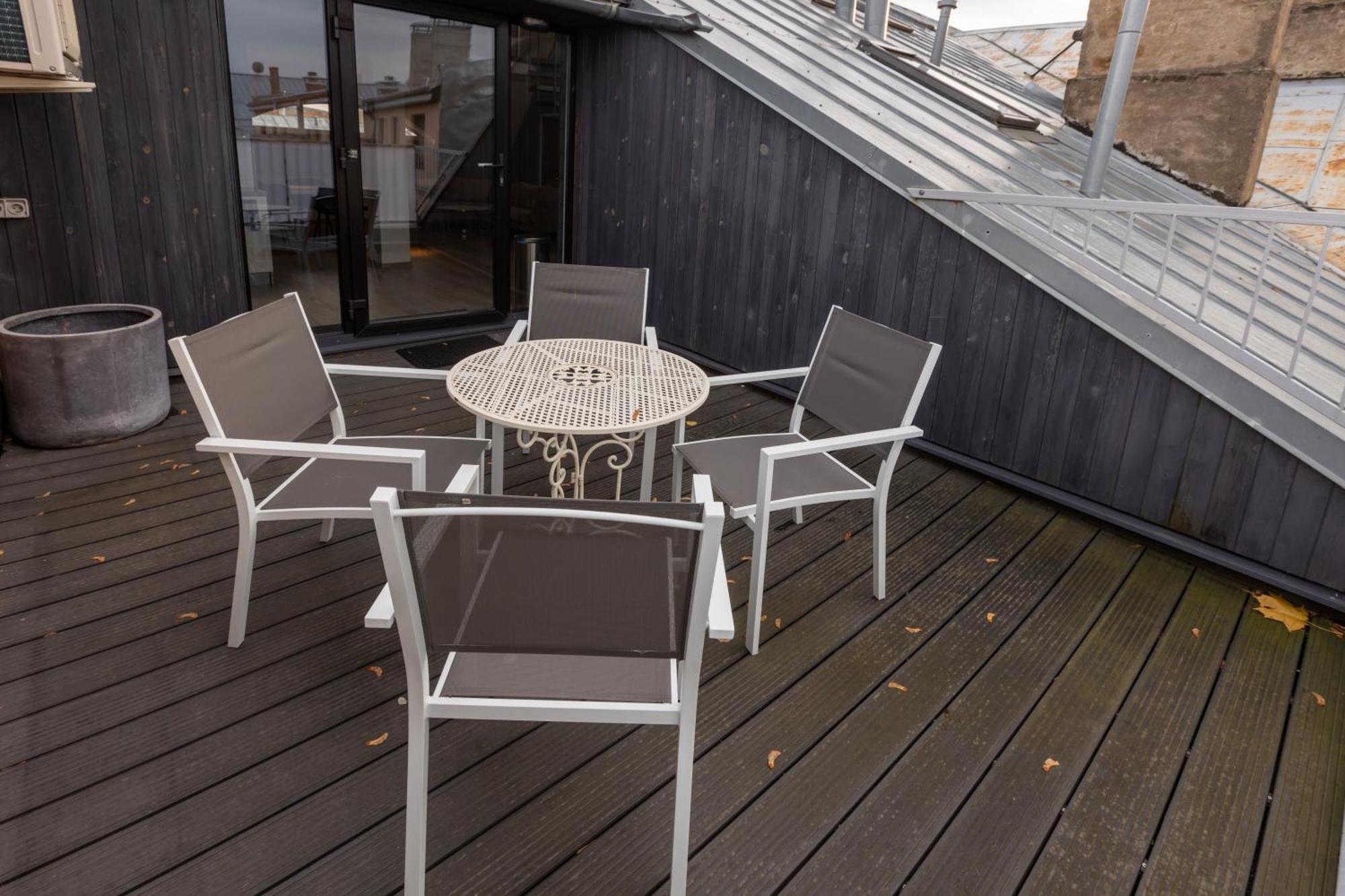 Penthouse Apartment With Terrace Riga Kültér fotó